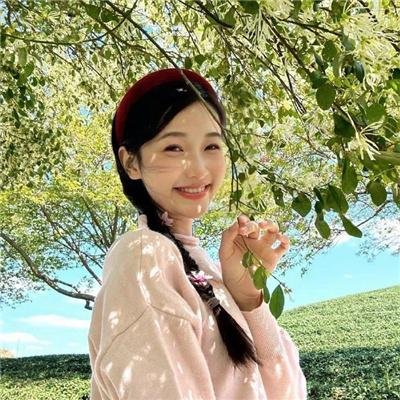 名人初乃玩